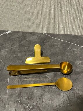 Coffee accessories set